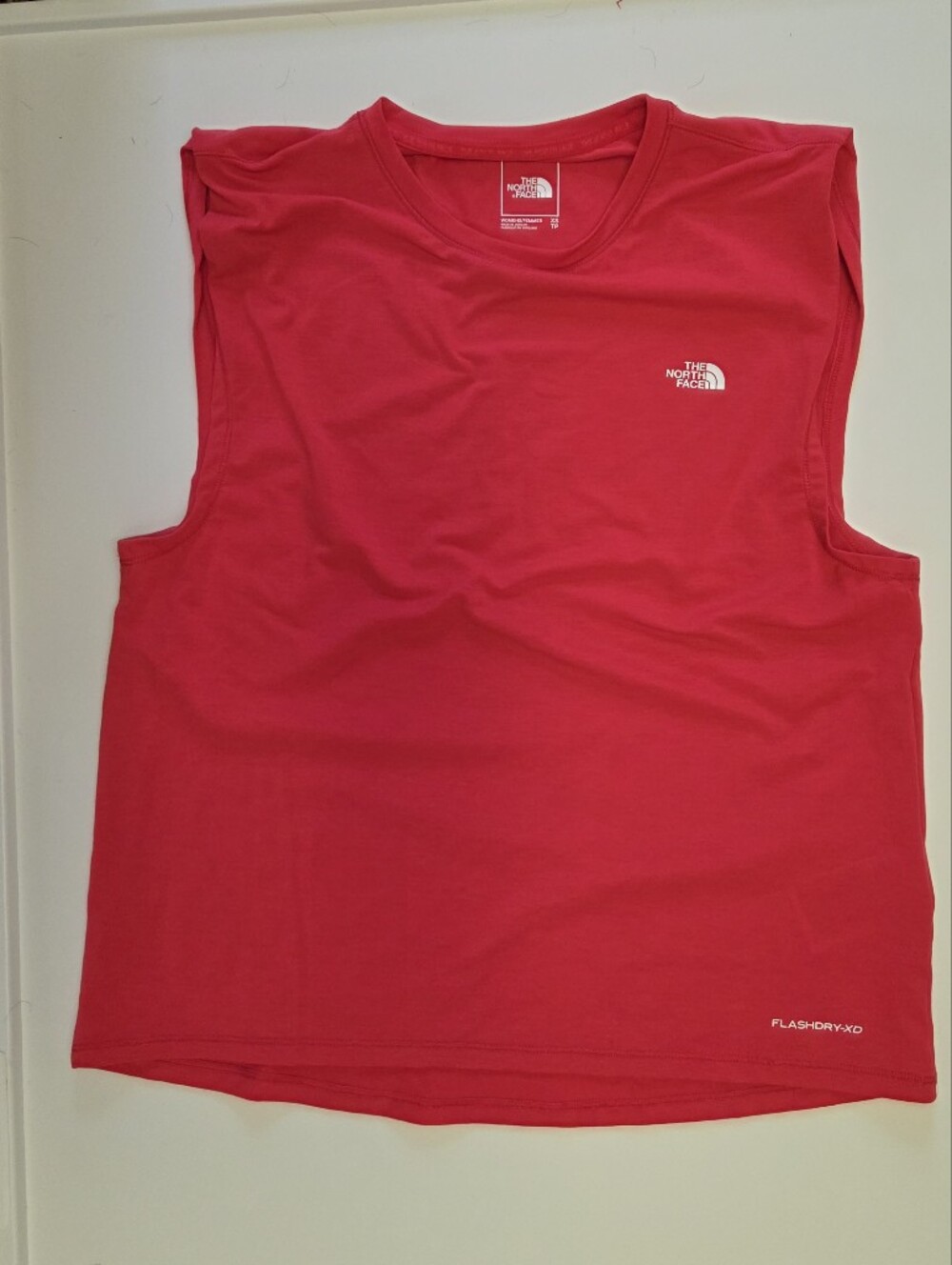 NWOT The North Face Women's Red Sleeveless FlashDry Tank